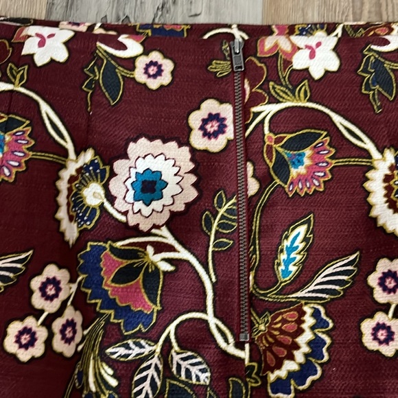 Loft Outlet Womens Skirt Pencil Red Floral Size 14 Floral Burgundy Skirt career - Picture 6 of 7